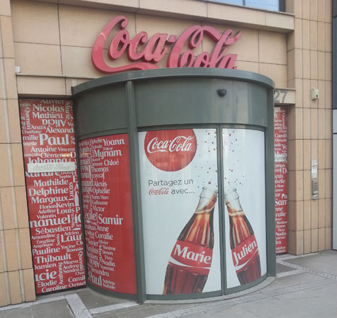 porte d'entrée, publicités coca cola